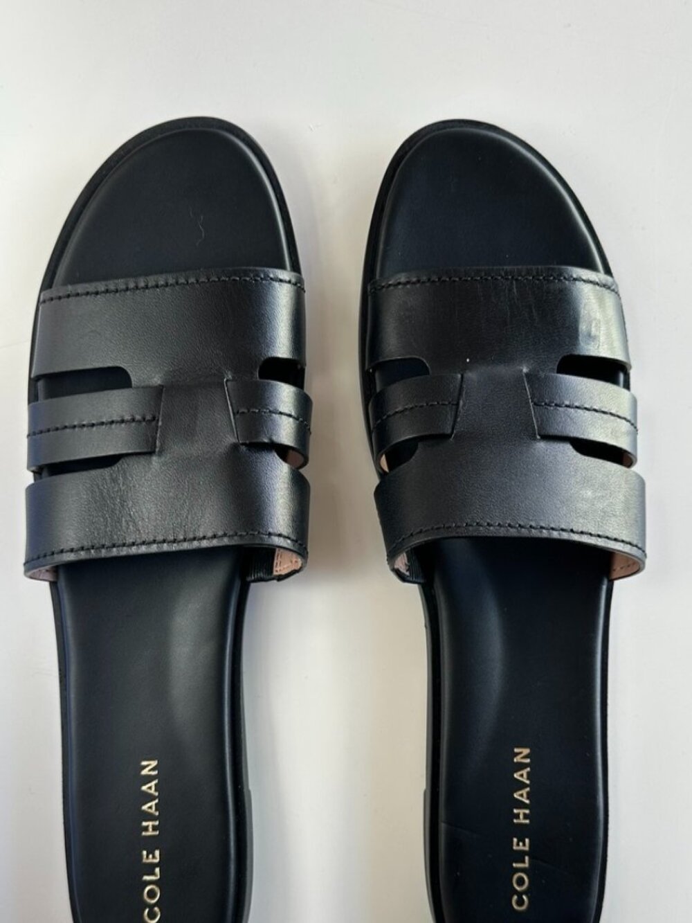 NWT Cole Hahn Flynn Slotted Slide Women's Black Leather Sandals Size 7